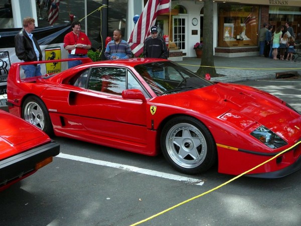 Ferrari_F40.jpg