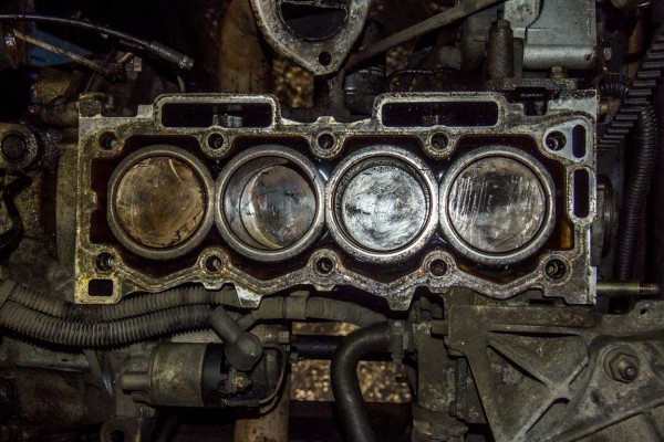 10799906_669422683165258_329653788_o.jpg (252.56 KiB) Przejrzano 10823 razy Uszczelka, planowanie głowicy, wymiana pierścieni