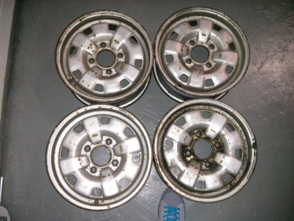 IMG_20141128_154549.jpg (237.79 KiB) Przejrzano 9103 razy Na wiosnę piaskowanie i malowanie