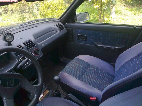 se-vende-peugeot-205-mito.jpg