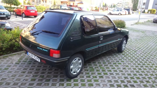 Peugeot 205 210.JPG