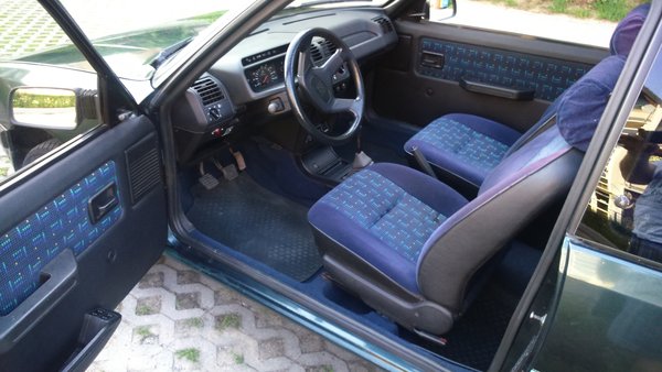 Peugeot 205 218.JPG