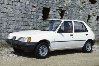 Peugeot_205gr.jpg