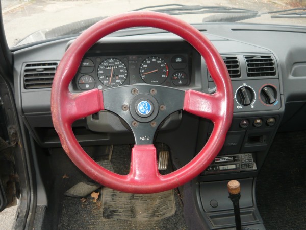 15.JPG (2.34 MiB) Przejrzano 10939 razy Feralna kierownica.. pod znaczkiem peugeot 20 cm dziura i śruba..