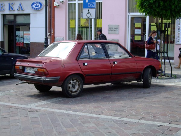 305 gt.jpg