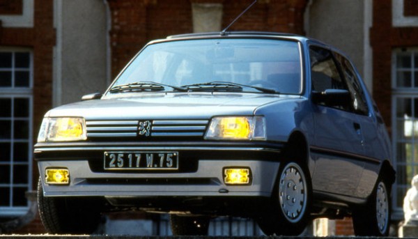 z8576570Q,Peugeot-205.jpg