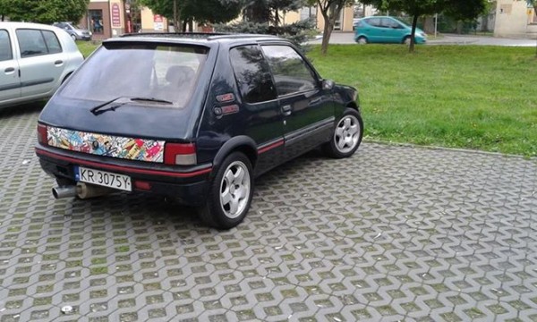 205 GTI Sorrento Green forum.peugeot205.pl