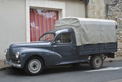 Peugeot 203 pick-up.jpg